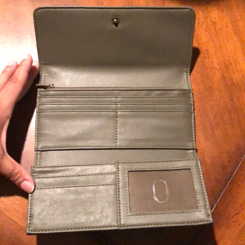 Wallet - Picture 3 of 3